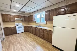 46 E Mill St, Nesquehoning, PA 18240 - Photo 14