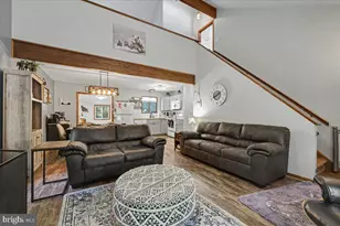 50 Tennyson Cir, Albrightsville, PA 18210 - Photo 6