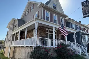 227 South St, Lehighton, PA 18235 - Photo 2