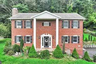 170 W White Bear Dr, Summit Hill, PA 18250 - Photo 1