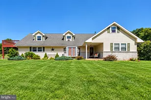 2415 Stagecoach Rd W, Palmerton, PA 18071 - Photo 1