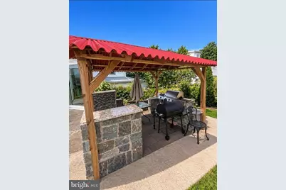 140 W Abbott Street, Lansford, PA 18232 - Photo 2