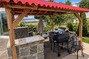 140 W Abbott St, Lansford, PA 18232 - Photo 2