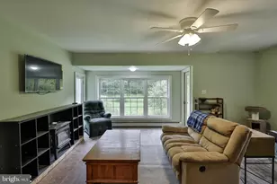 2865 Hemlock St, Palmerton, PA 18071 - Photo 14
