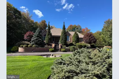 235 Wolf Hollow Road, Lake Harmony, PA 18624 - Photo 2