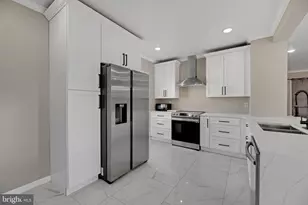 320 Pine St, Schwenksville, PA 16833 - Photo 10