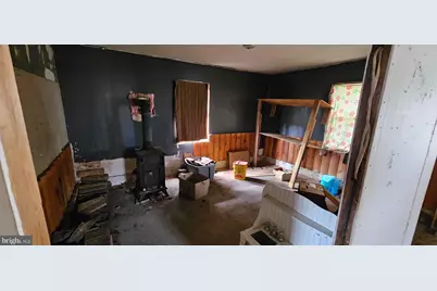 68 Maple Street, Burnside, PA 15721 - Photo 20