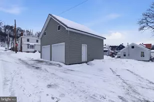 324 W 6th Ave, Garfield, PA 16830 - Photo 34