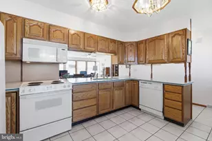 606 Cambria Dr, Garfield, PA 16830 - Photo 12