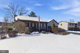606 Cambria Dr, Garfield, PA 16830 - Photo 2