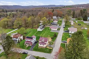 85 Allegheny St, Schwenksville, PA 16833 - Photo 2
