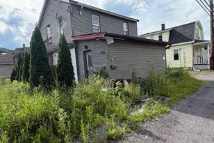 208 Zimmerman Ave, Garfield, PA 16830 - Photo 4