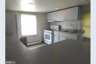 137 W Lancaster Avenue, Downingtown, PA 19335 - Photo 6