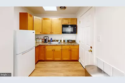 1242 W West Chester Pike #SECOND FLOOR, West Chester, PA 19382 - Photo 8