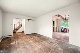 891 Brown Dr, Spring City, PA 19475 - Photo 8