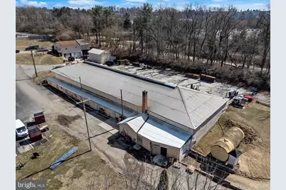 501 N Walnut Road, Kennett Square, PA 19348 - Photo 2