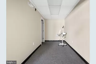 132 E Lancaster Avenue, Downingtown, PA 19335 - Photo 18