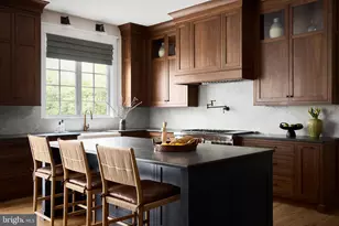 157 Lexington Mnr, Glenmoore, PA 19343 - Photo 2