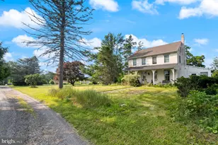 1112 W Bridge St, Spring City, PA 19475 - Photo 6