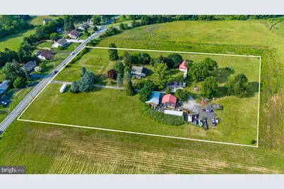 1112 W Bridge Street, Spring City, PA 19475 - Photo 2