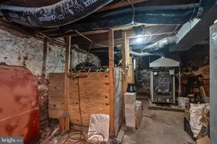 1112 W Bridge St, Spring City, PA 19475 - Photo 30