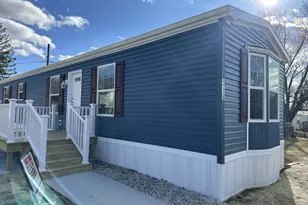 215 Jamie Ln, Sadsburyville, PA 19369 - Photo 1