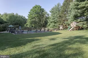 423 N Guernsey Rd, West Grove, PA 19390 - Photo 2