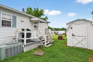 885 Cypress Ave, Spring City, PA 19475 - Photo 24