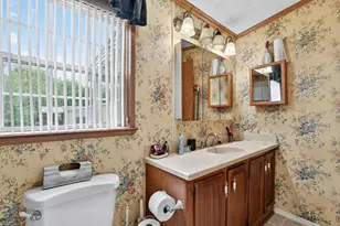 885 Cypress Ave, Spring City, PA 19475 - Photo 22