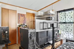 885 Cypress Ave, Spring City, PA 19475 - Photo 18