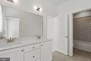 105 Lexington Mnr, Glenmoore, PA 19343 - Photo 40