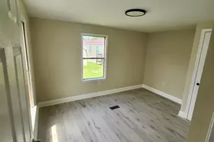 885 Buttonwood Ave, Spring City, PA 19475 - Photo 12