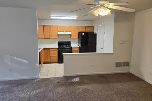 1302 Black Walnut Dr, Phoenixville, PA 19460 - Photo 4