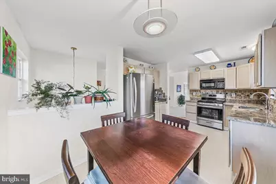 114 Stewarts Court #407, Phoenixville, PA 19460 - Photo 4