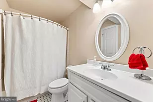 9 Regency Ct, Exton, PA 19341 - Photo 34