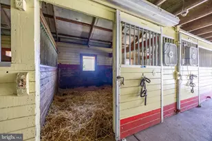 1560 W Doe Run Rd, Kennett Square, PA 19348 - Photo 44