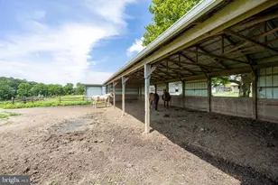 1560 W Doe Run Rd, Kennett Square, PA 19348 - Photo 50