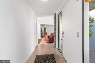 418 School Ln, Wayne, PA 19087 - Photo 2