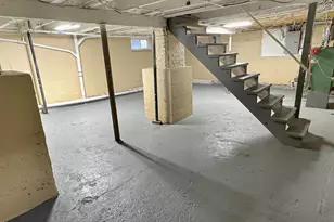 1027 Riverside Dr, Pottstown, PA 19465 - Photo 16