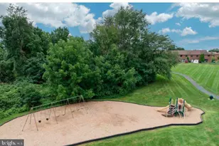 123 Caernarvon Ct, Exton, PA 19341 - Photo 40