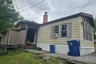 122 Penn Dr, Coatesville, PA 19320 - Photo 1