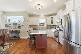 1301 S Red Maple Way, Downingtown, PA 19335 - Photo 6