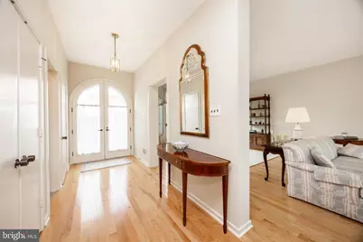 9 Avignon #9, Devon, PA 19333 - Photo 6