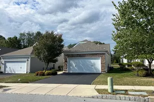 577 Prizer Ct, Downingtown, PA 19335 - Photo 2