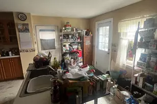 21 Grant St, Phoenixville, PA 19460 - Photo 24