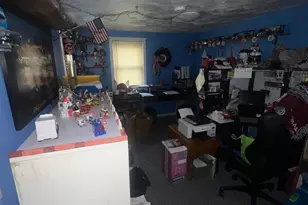 21 Grant St, Phoenixville, PA 19460 - Photo 32