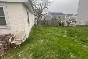 21 Grant St, Phoenixville, PA 19460 - Photo 4