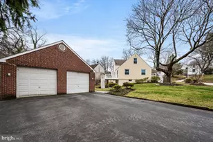 25 Midland Ave, Berwyn, PA 19312 - Photo 24