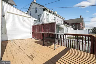 512 W 2nd Ave, Parkesburg, PA 19365 - Photo 14