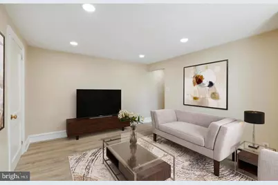 264 Walnut Street, Phoenixville, PA 19460 - Photo 2